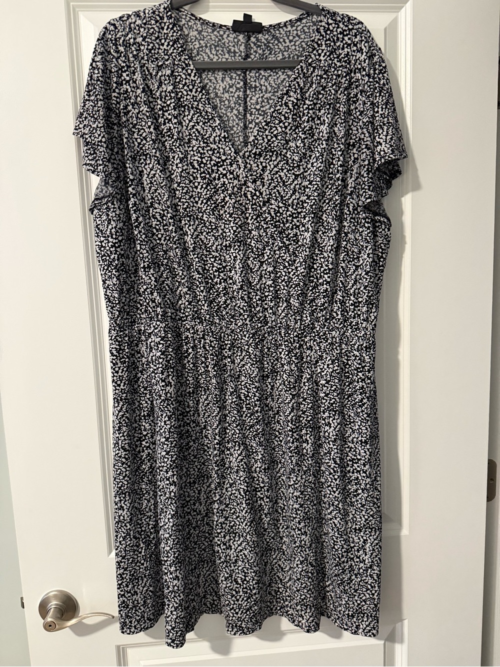 Lane Bryant Black and White Ditsy V-Neck Mini Dress